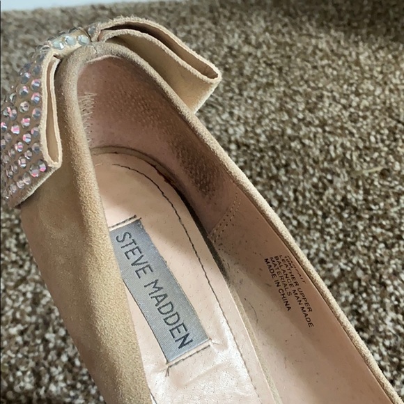 Steve Madden Nude Suede Heels - Picture 6 of 8